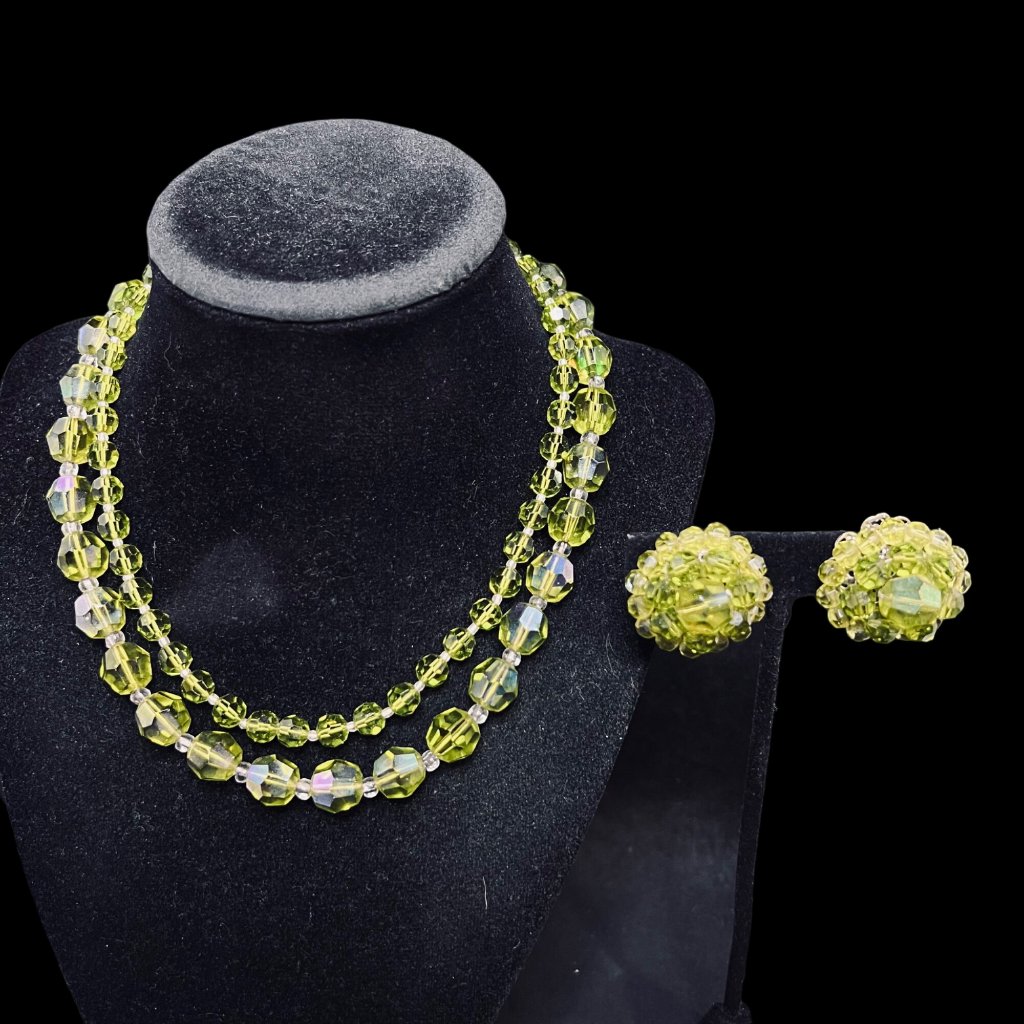 Alice Caviness Double Strand Green Glass Beaded Necklace Clip On Earrings Set 100$